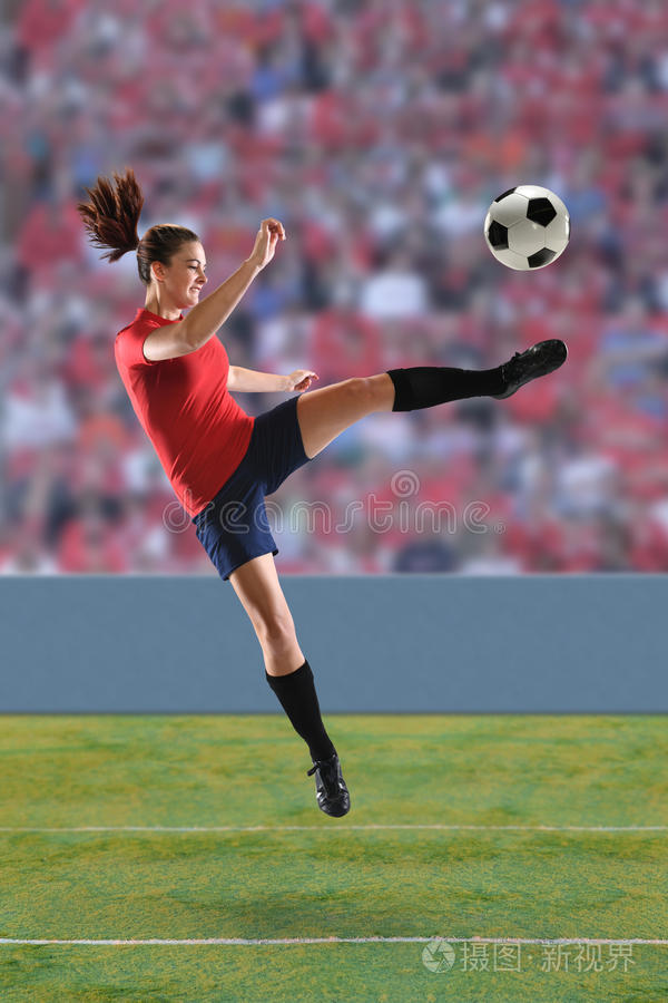 开云体育登录-全球足球界聚焦女性选手表现，引发热议