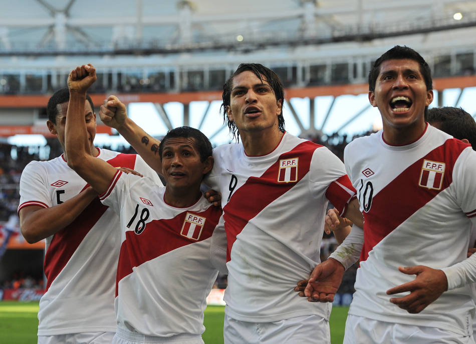 秘鲁球员因伤缺席国家队比赛，备战受阻的简单介绍