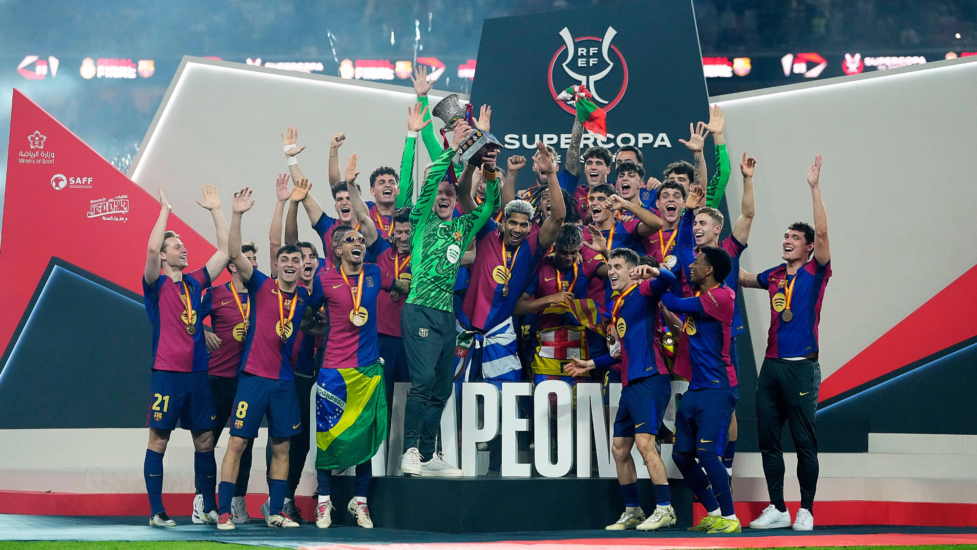 开云体育app-关于西班牙主场大捷，成功晋级半决赛的信息