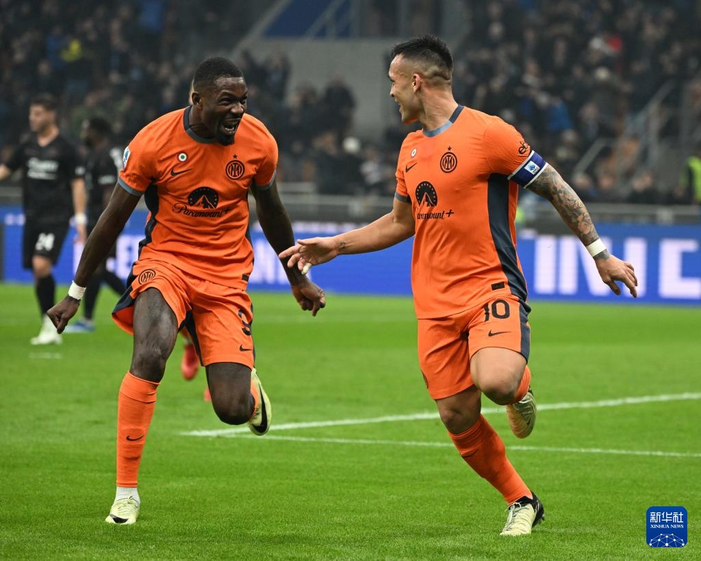 包含佩斯卡拉主场战胜萨勒尼塔纳，取得好成绩的词条