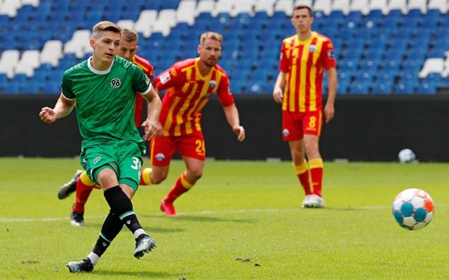 云达不莱梅客场抢分，稳住积分榜位置的简单介绍