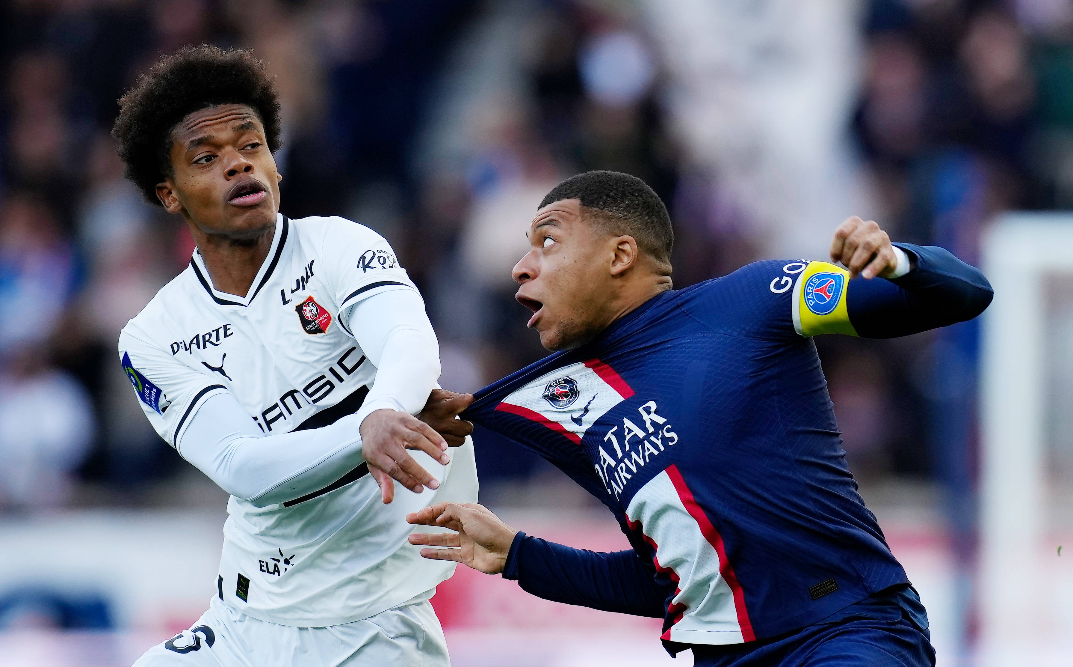 开云体育平台APP-包含巴黎圣日耳曼五球大胜，领跑法甲积分榜的词条