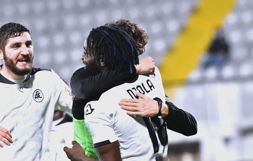 开云下载-基达菲客场失利，近轮摆脱保级区