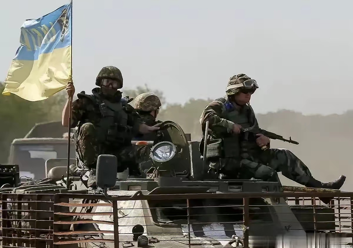 包含乌克兰国家队备战国际赛事，豪取昂扬气势的词条