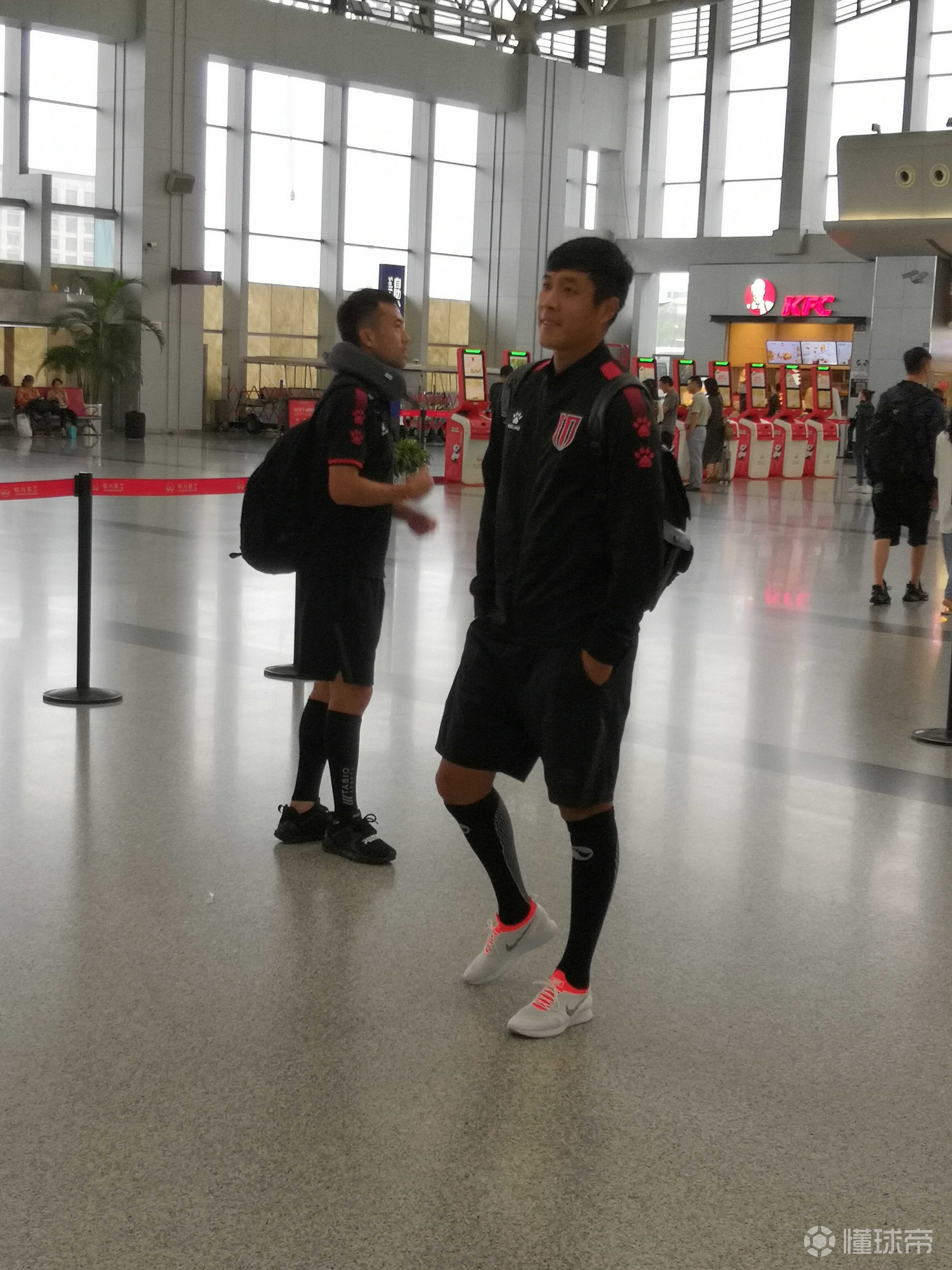 开云平台-包含青岛黄海战胜劲敌，球队成员信心大增，备战下一轮的词条