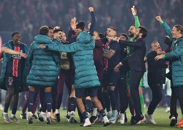 巴黎圣日耳曼再次击败对手,继续领跑 巴黎圣日耳曼再次击败对手,继续领跑