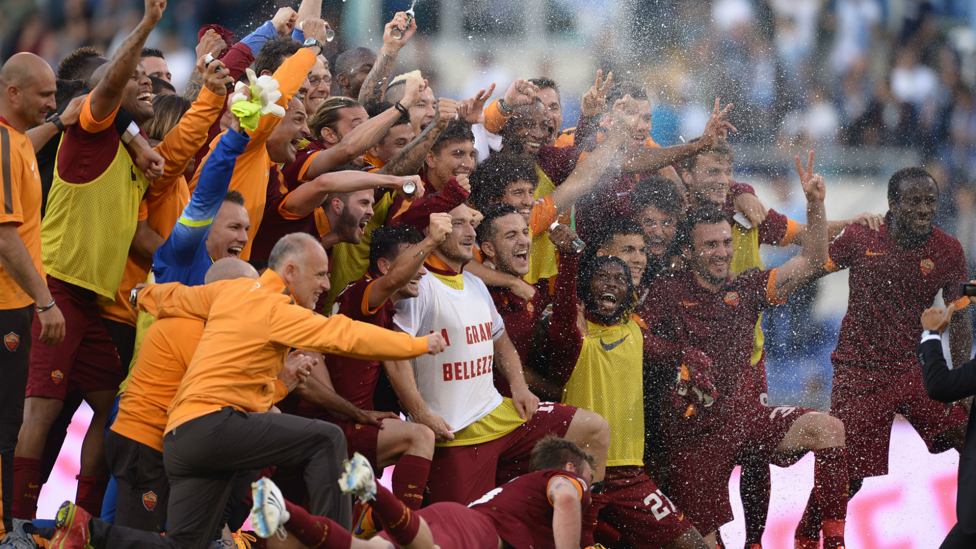 开云体育入口-罗马城市德比惨遭惨败，遭遇困境