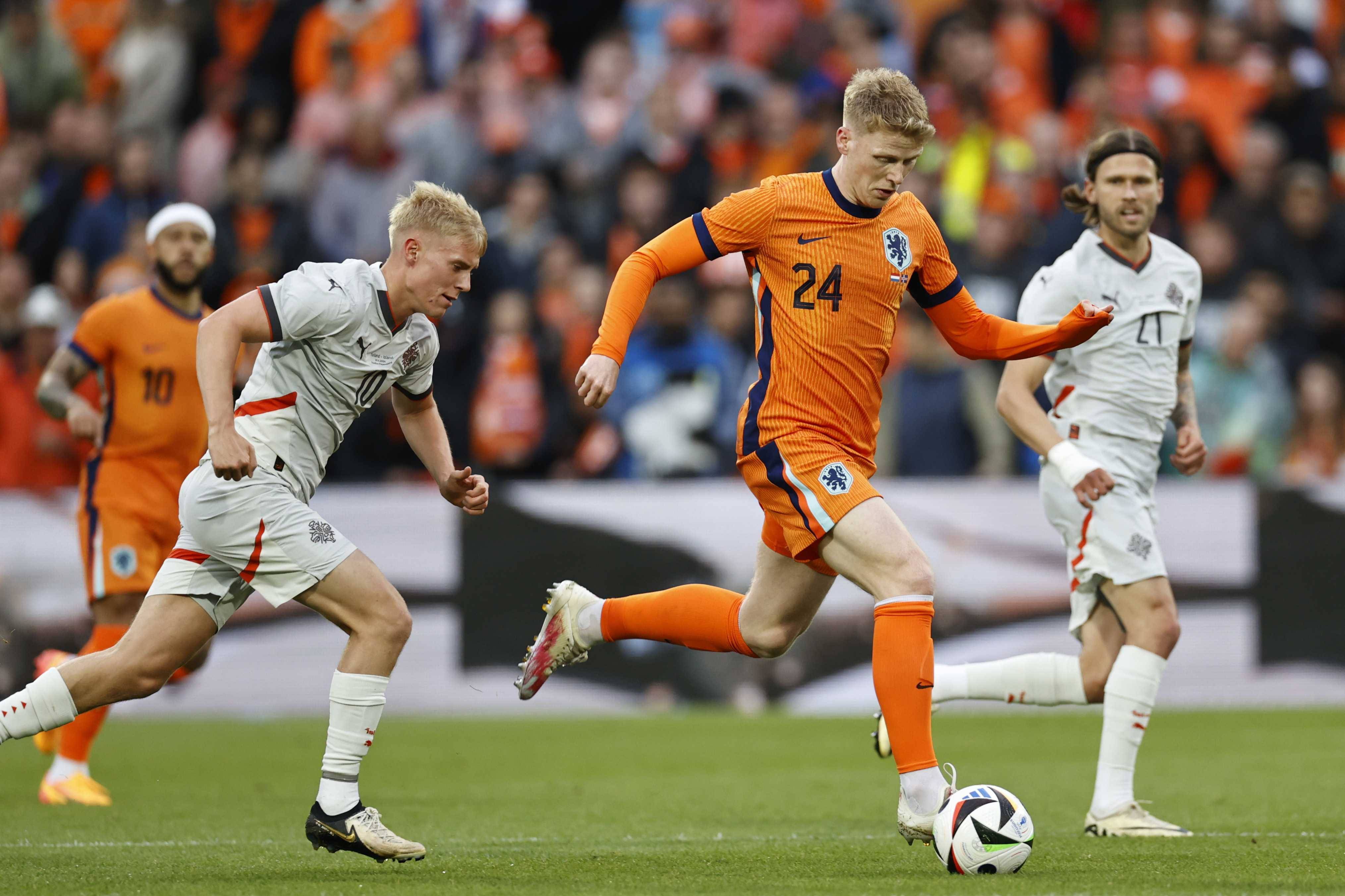 荷兰队在国际锦标赛中超出预期