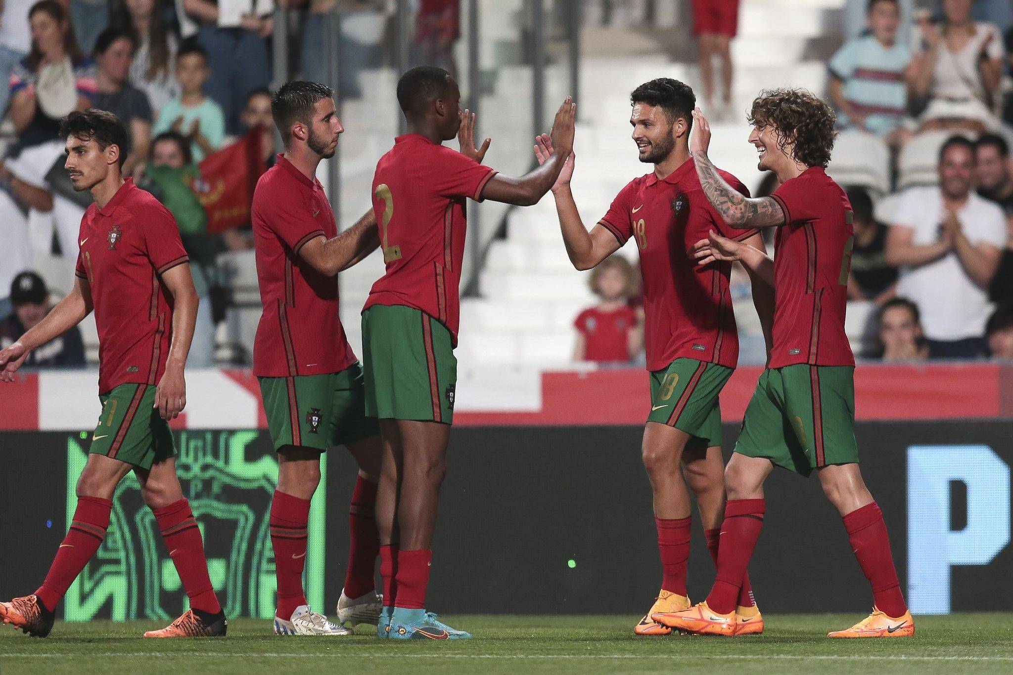 开云体育官方网站-波兰国家队成功晋级下一轮