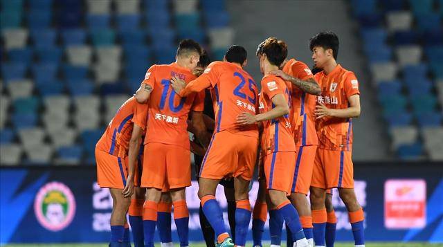 开云体育中国-瓦拉多利德主场绝杀，打破困境迎来胜利