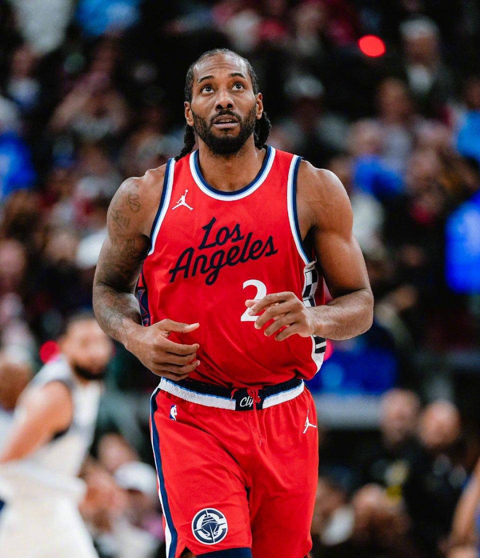 开云体育-快船力克凯尔特人：莱昂纳德单节砍下20分的简单介绍