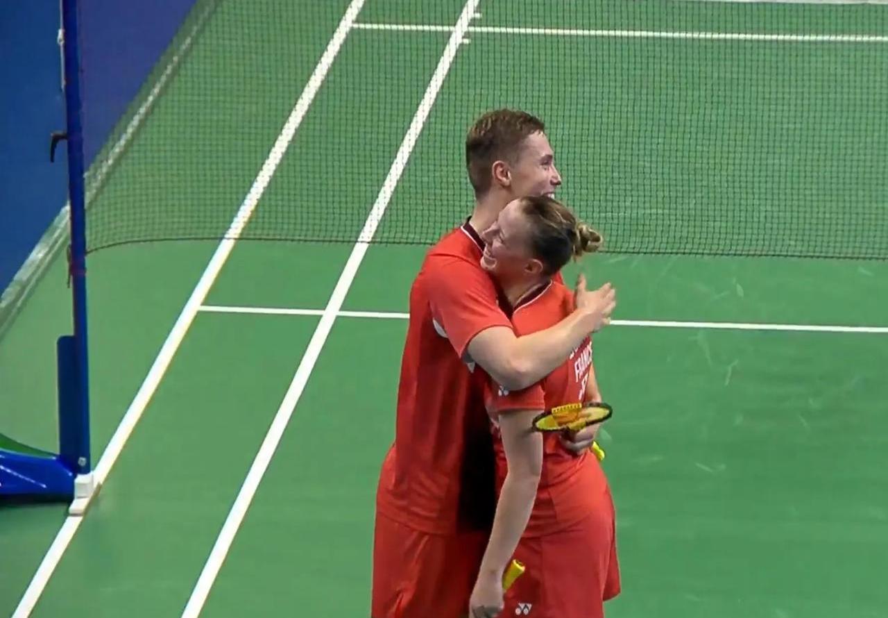 包含印度羽毛球队逆转丹麦羽毛球队，陶菲克高光表现的词条