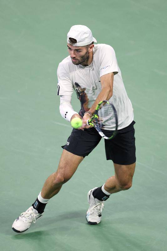 开云体育官方网站-包含欧洲网球队碾压英国网球队，兹维列夫完成帽子戏法的词条