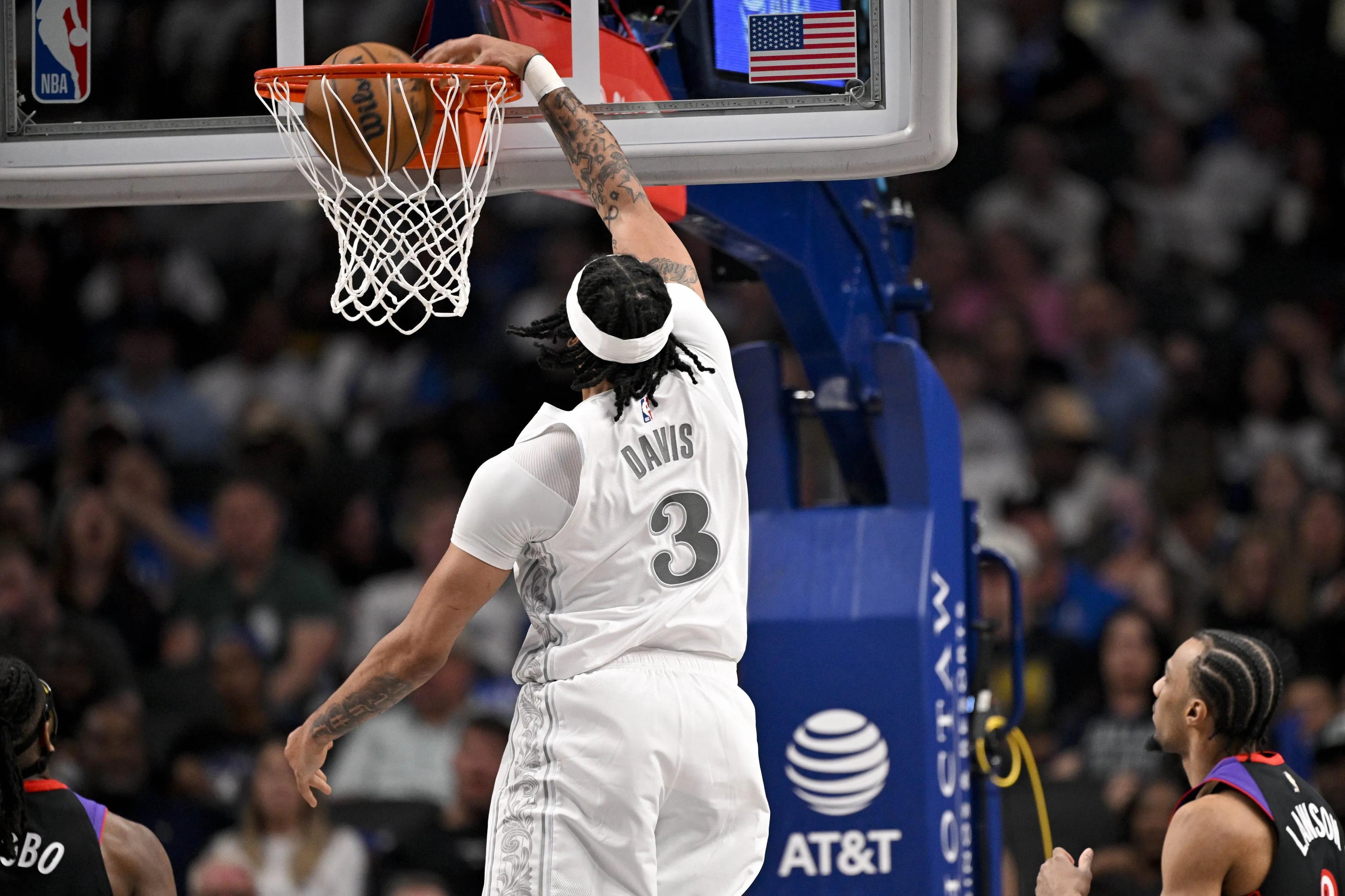 浙江队轻取独行侠，保罗刷新纪录