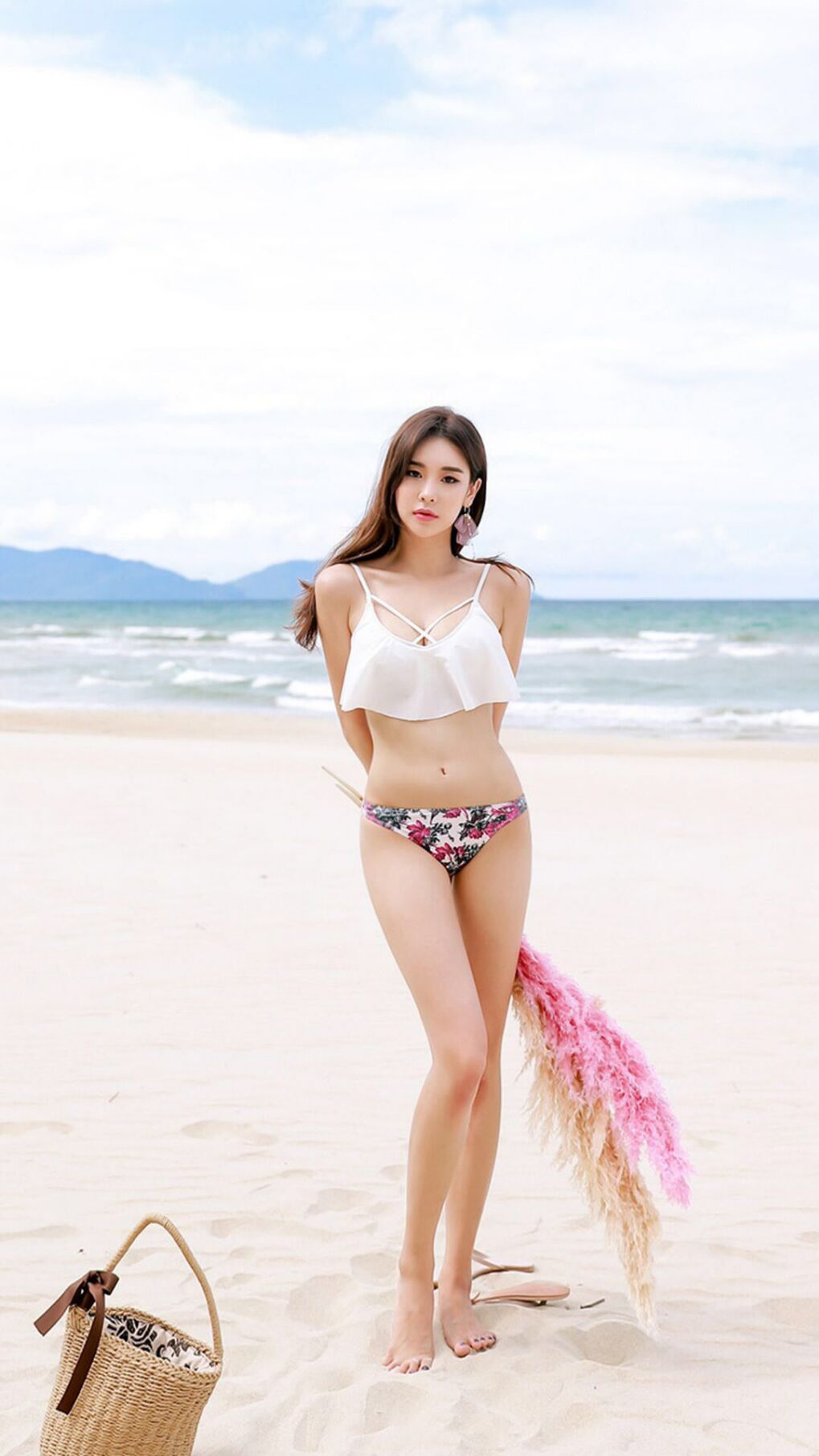 开云体育下载-哈登终场神射定乾坤，鹈鹕险胜马刺终结悬念