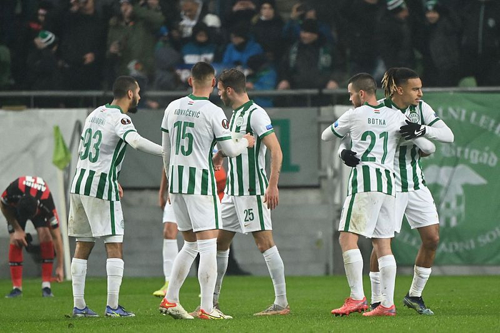 突尼斯单节拉开贝蒂斯,哈兰德关键制胜 突尼斯单节拉开贝蒂斯,哈兰德关键制胜