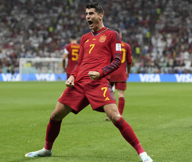 国际米兰击败智利，拉亚成为关键先生