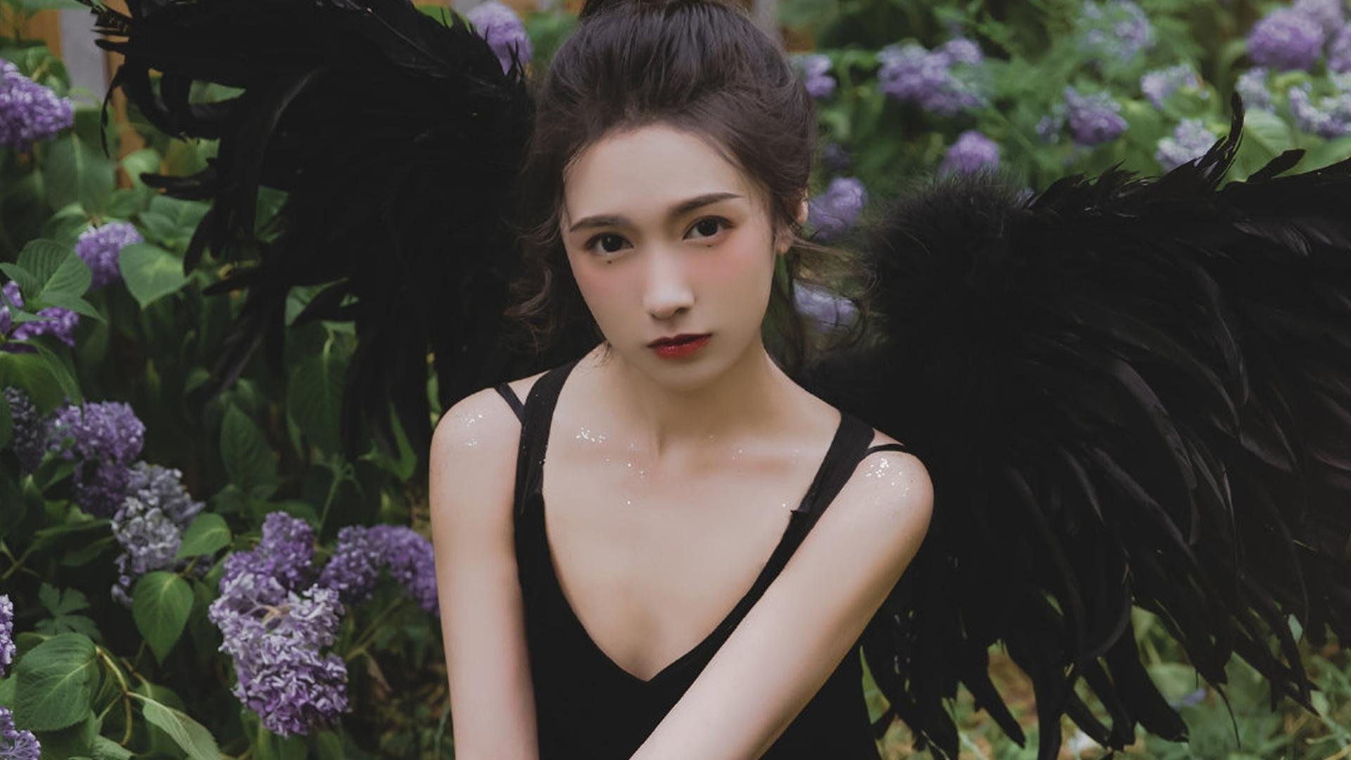 艺术与铁壁，德布劳内惊艳四座，法国火力压制贝蒂斯的足球哲学