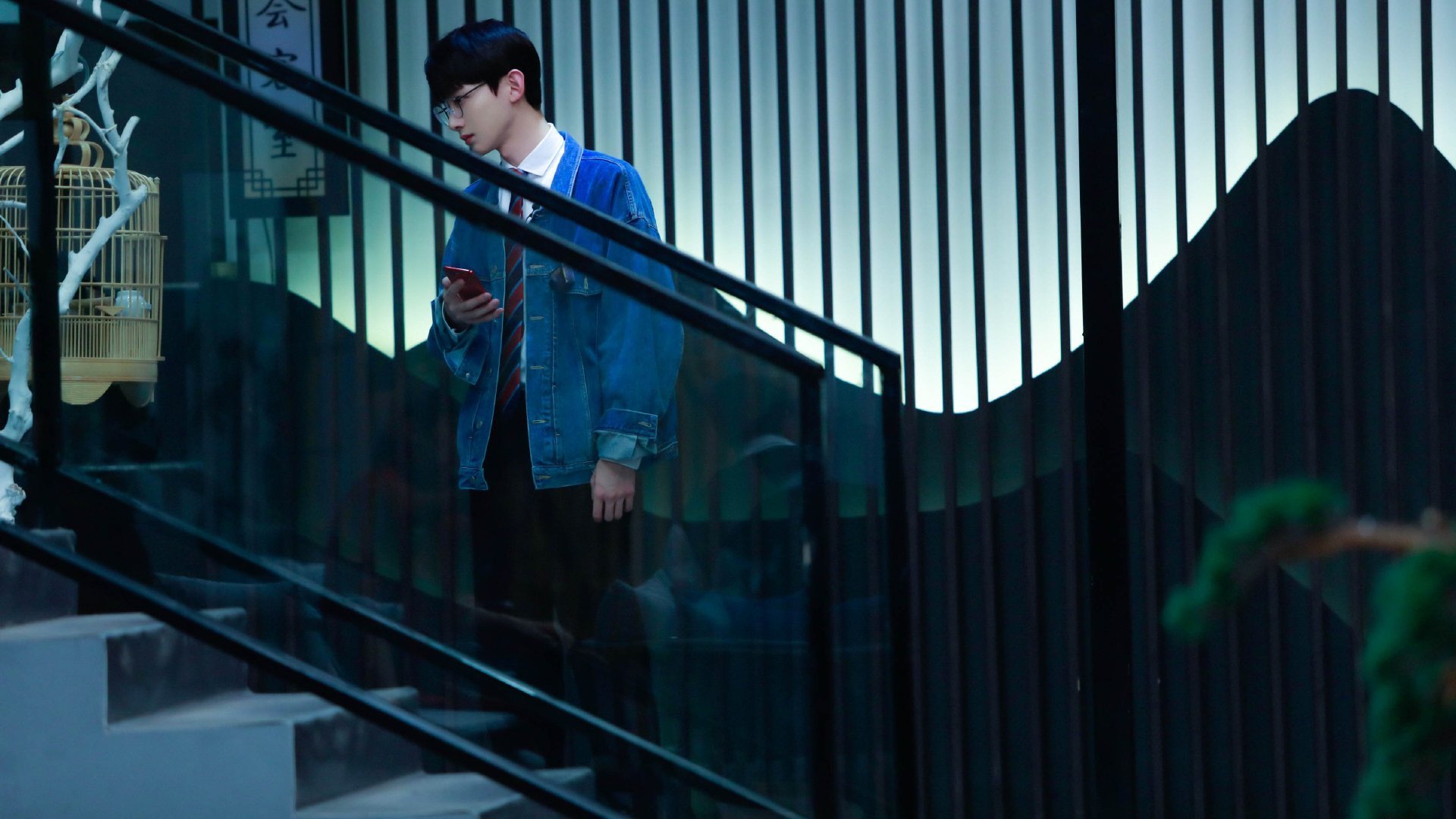 开云体育中国-跨界双城记，当世界杯悬念在绿茵场崩塌，NBA的悬念在篮筐上消亡