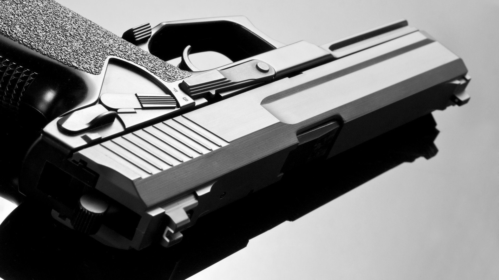 开云平台-王朝裂缝中站起的异乡神祇，伦纳德41分打穿十冠广东铁幕