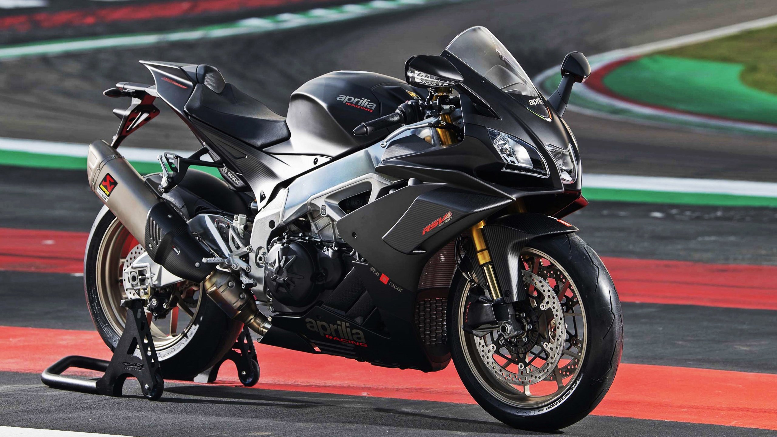 节奏碾轧与核心爆破，雷霆窒息式攻防瓦解北京队体系