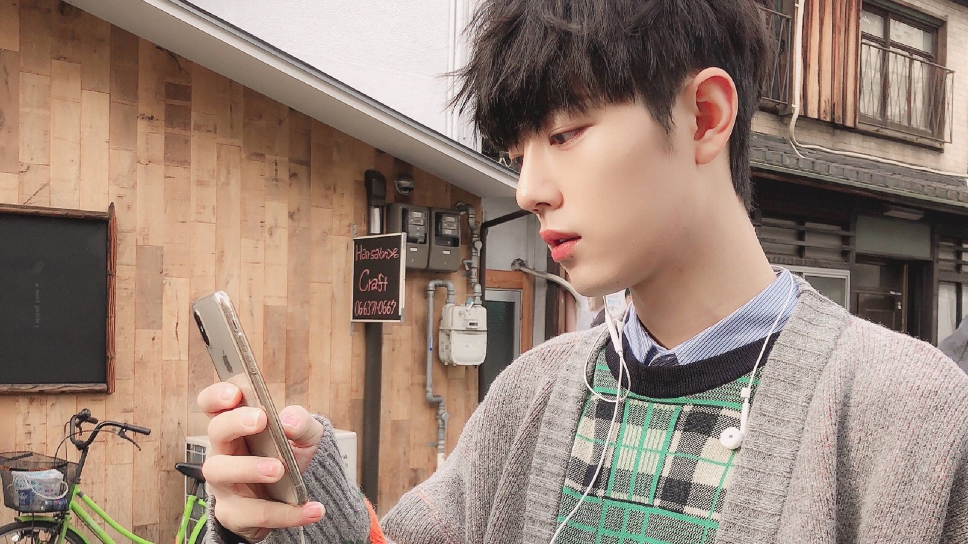 开云体育在线-莫德里奇关键进球定乾坤，卡塔尔对阵巴西的史诗对决